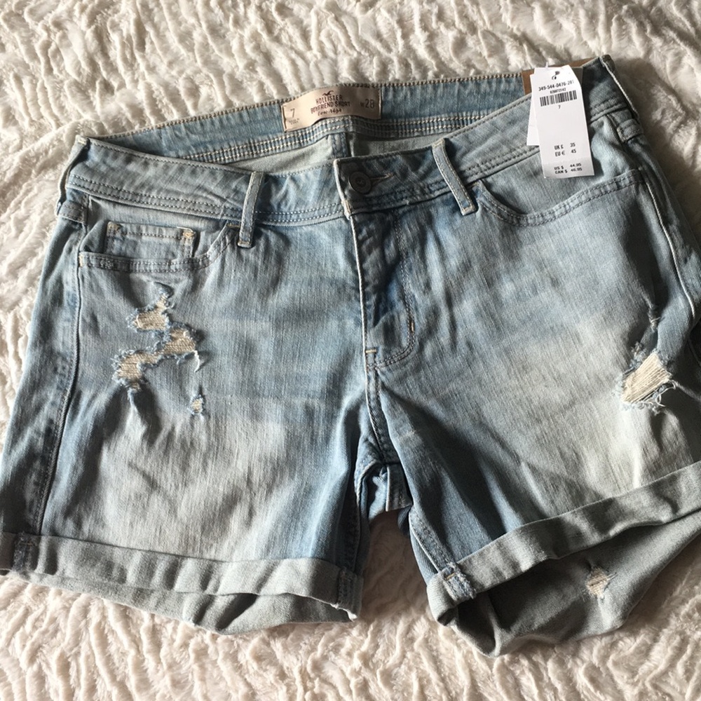 Hollister Boyfriend Short